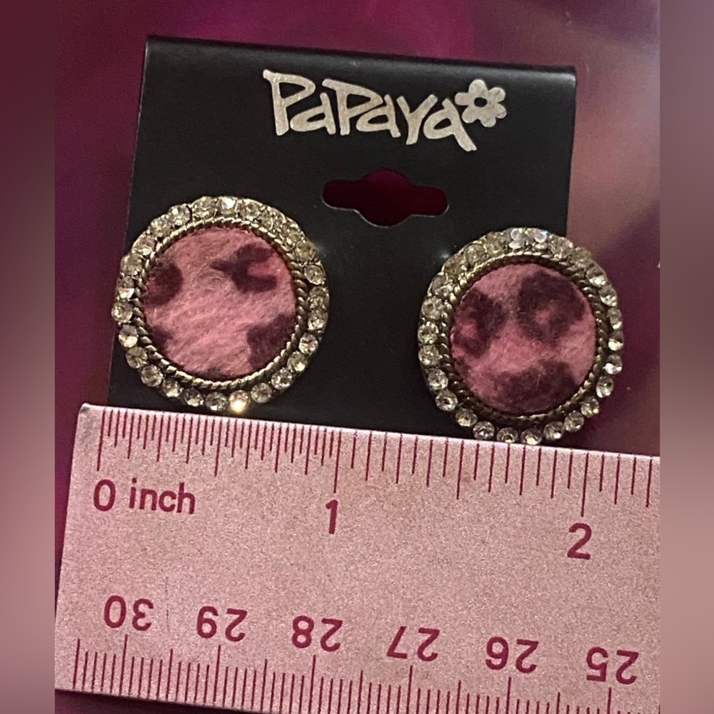 Papaya Pierced Costume Earrings on Original Card #9578 💎 SALE - Picture 3 of 6